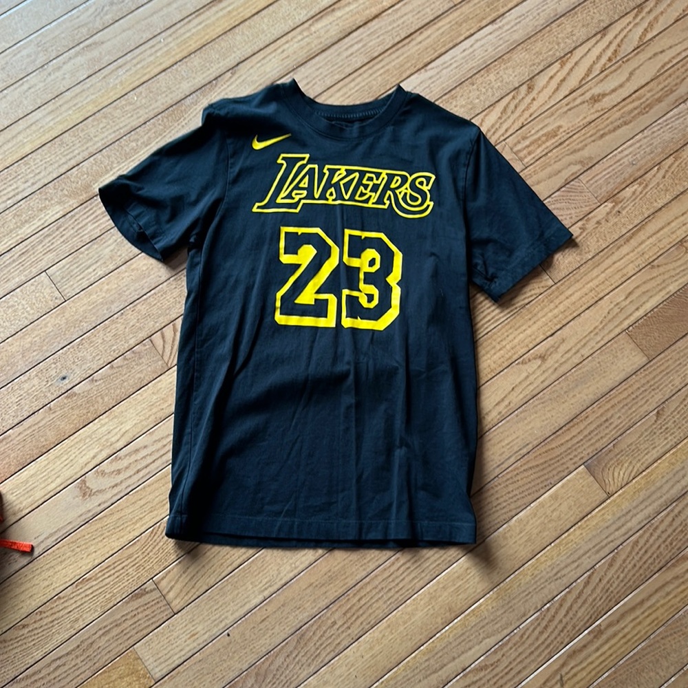 Nike LeBron James Lakers Tshirt